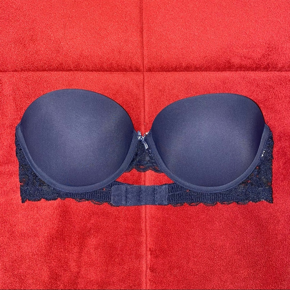 Gilly Hicks Y2K Strapless Bra
